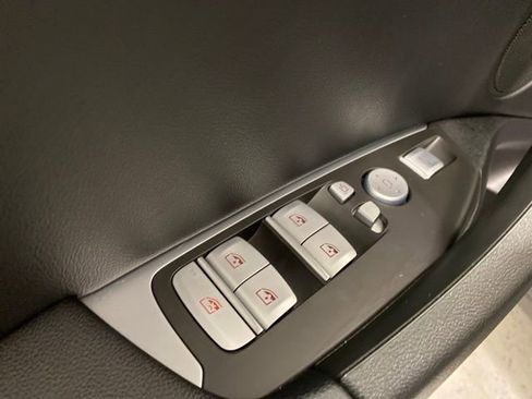 Used 2024 BMW X3 xDrive30i w/ Convenience Package image 13