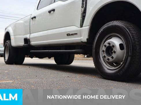 Used 2025 Ford F350 XLT image 5