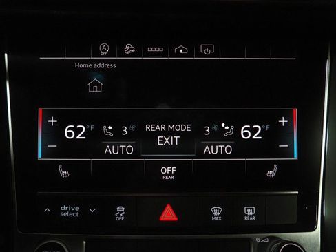 Used 2023 Audi Q7 2.0T Premium Plus w/ Premium Plus Package AWD/4WD image 45