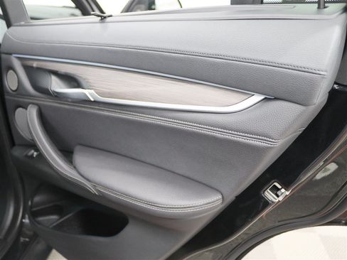 Used 2019 BMW X6 xDrive35i w/ Executive Package AWD/4WD image 21