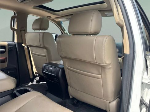 Used 2016 Toyota Sequoia Platinum RWD image 30