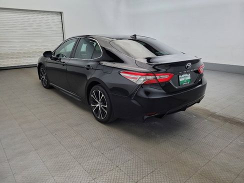 Used 2019 Toyota Camry SE image 5
