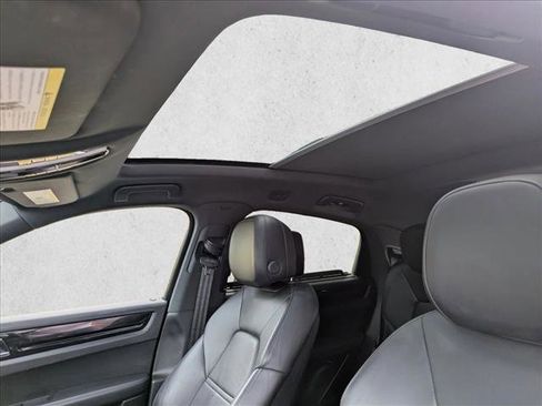 Used 2021 Porsche Cayenne Coupe AWD/4WD image 15
