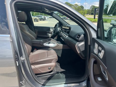 Used 2023 Mercedes-Benz GLE 350 4MATIC w/ AMG Line Exterior image 41