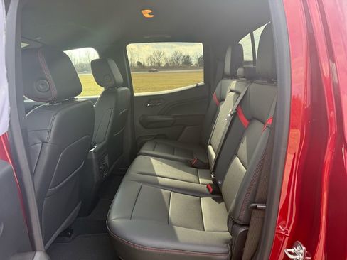 Used 2026 Chevrolet Colorado Z71 w/ Technology Package image 10