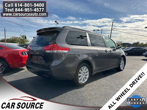 Used 2011 Toyota Sienna LE image 4