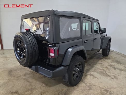 Used 2023 Jeep Wrangler Unlimited Sport AWD/4WD image 6