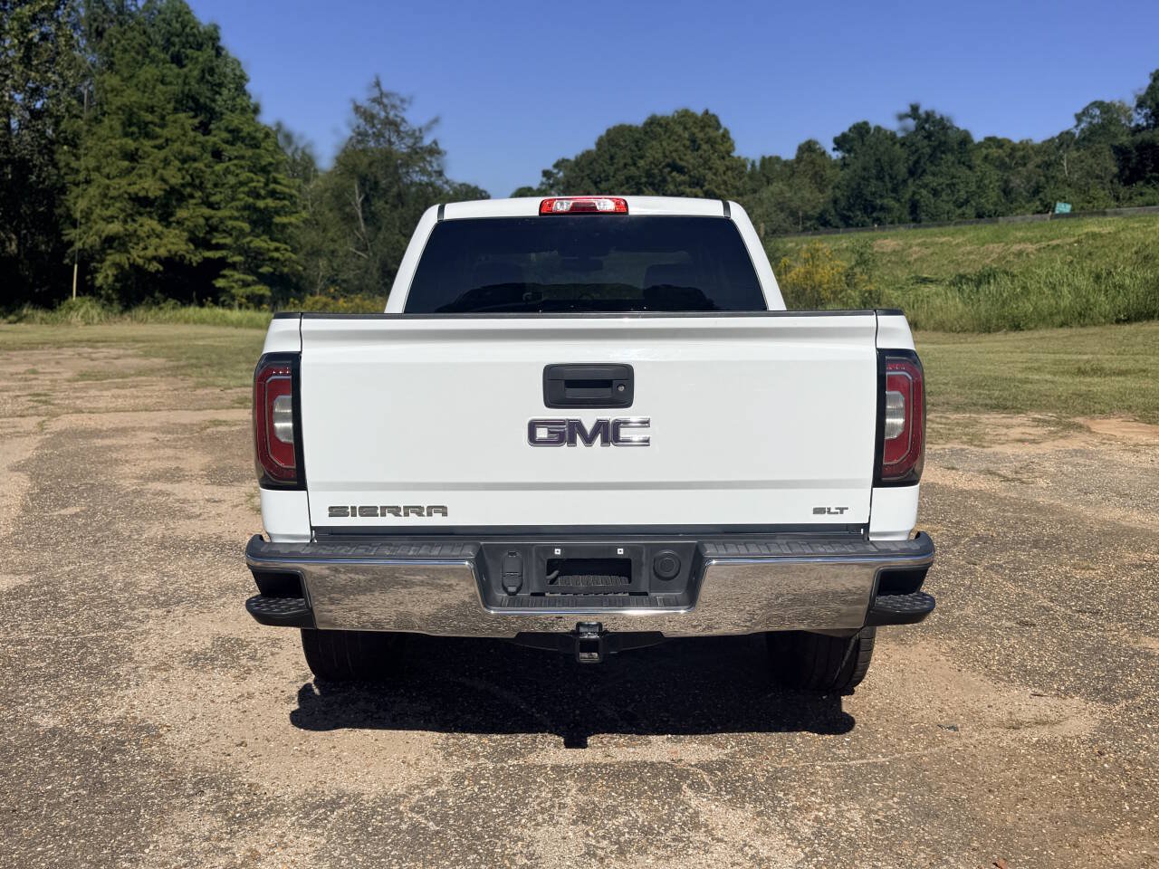 Used 2018 GMC Sierra 1500 SLT w/ Texas SLT Premium Package RWD image 4
