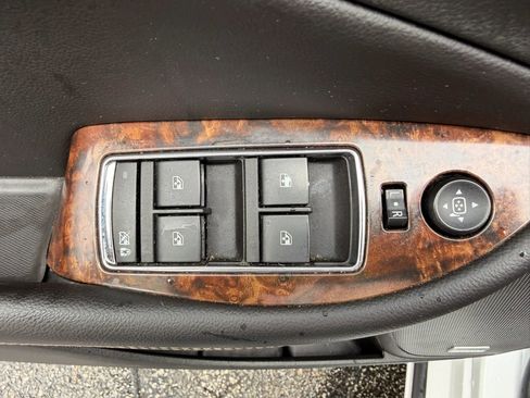 Used 2015 Chevrolet Impala LTZ FWD image 11