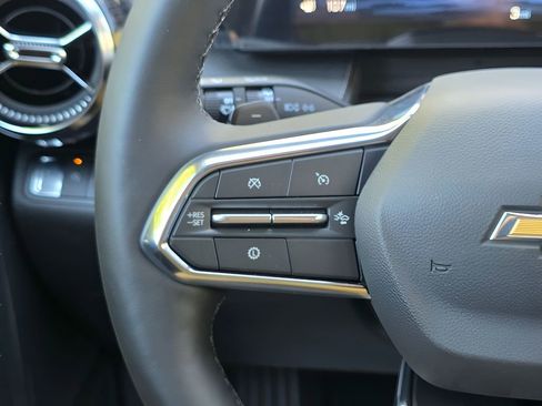 New 2026 Chevrolet Equinox LT image 17