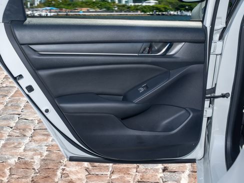 Certified 2022 Honda Accord Sport image 11