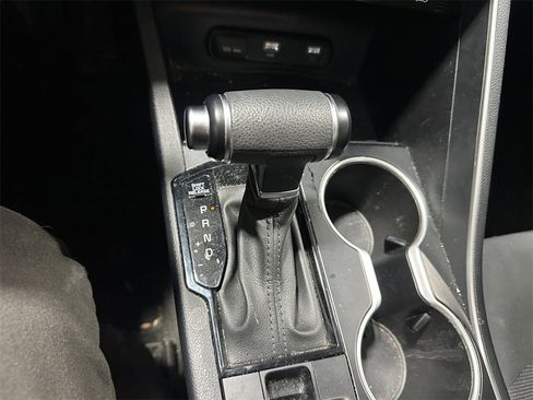 Used 2023 Kia K5 LXS image 21