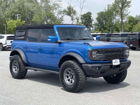 Used 2022 Ford Bronco Outer Banks AWD/4WD image 1