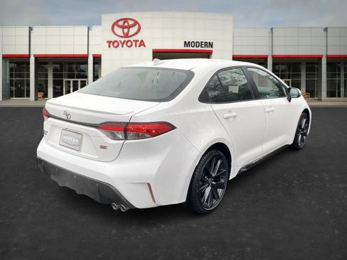 Certified 2024 Toyota Corolla SE image 5