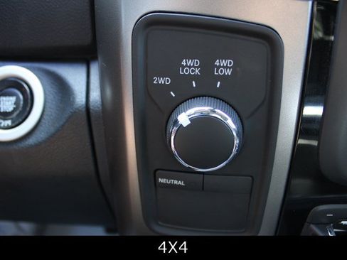 Used 2018 RAM 2500 Laramie w/ Sport Appearance Group AWD/4WD image 22
