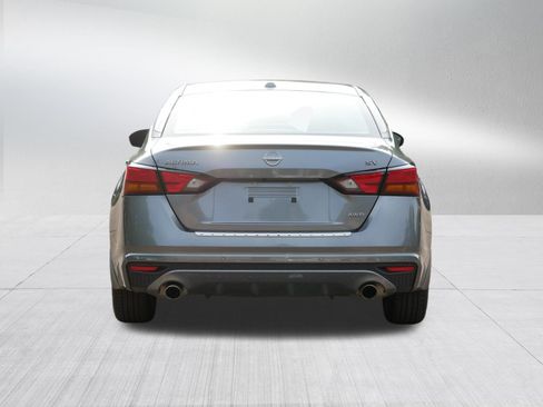 Certified 2023 Nissan Altima 2.5 SV w/ SV Premium Package AWD/4WD image 6