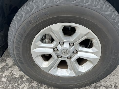 Used 2024 Toyota 4Runner SR5 image 15