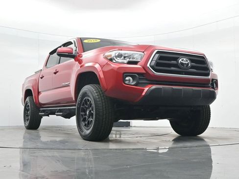 Used 2020 Toyota Tacoma SR5 image 28
