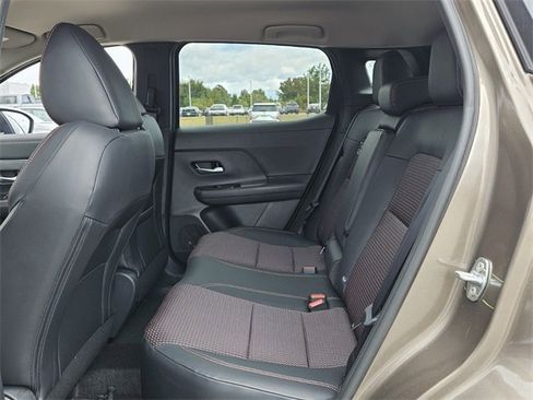 New 2026 Nissan Kicks SR image 6