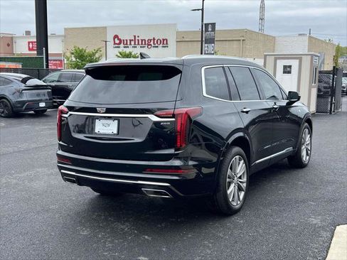 Used 2024 Cadillac XT6 Premium Luxury AWD/4WD image 7