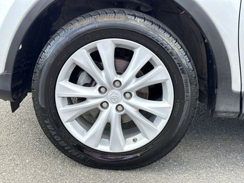 Used 2015 Toyota RAV4 Limited image 12