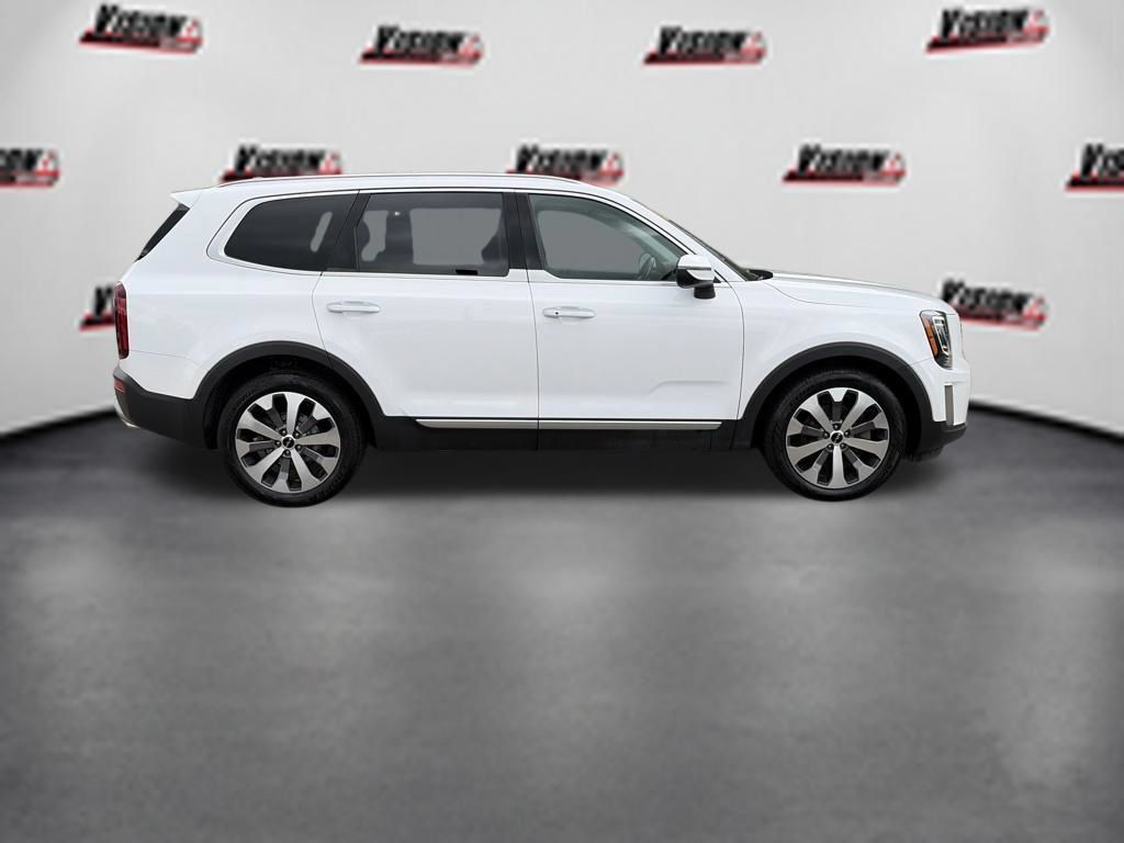 Used 2022 Kia Telluride S AWD/4WD image 4
