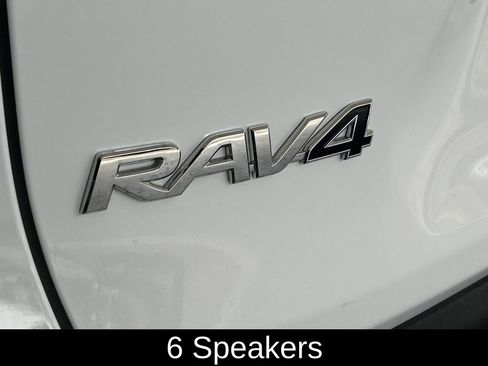 Used 2025 Toyota RAV4 XLE FWD image 16