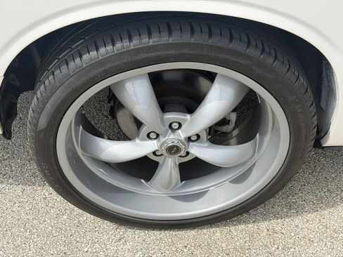 Used 2009 Dodge Challenger R/T RWD image 11