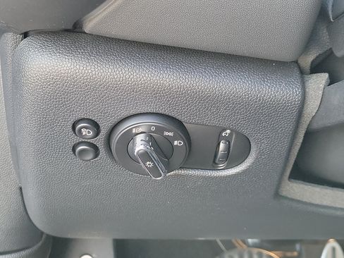 Used 2022 MINI Cooper John Cooper Works FWD image 17