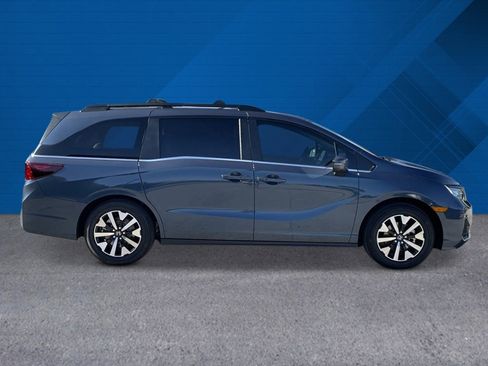New 2026 Honda Odyssey EX-L image 2