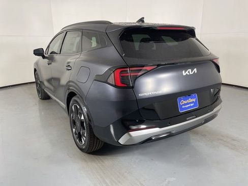 New 2026 Kia Sportage SX FWD image 6