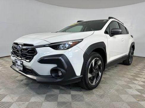 Used 2024 Subaru Crosstrek 2.5i Limited AWD/4WD image 3