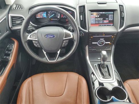 Used 2015 Ford Edge Titanium w/ Equipment Group 302A image 17