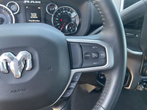 Used 2024 RAM 2500 Big Horn AWD/4WD image 15