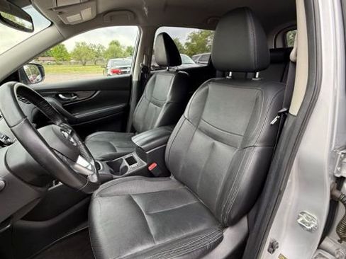 Used 2017 Nissan Rogue SL AWD/4WD image 19