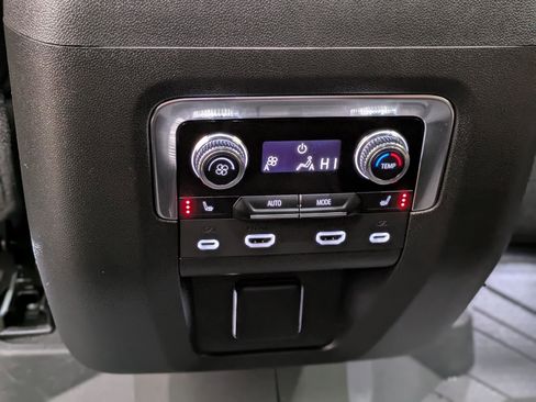 Used 2024 GMC Yukon Denali Ultimate image 15