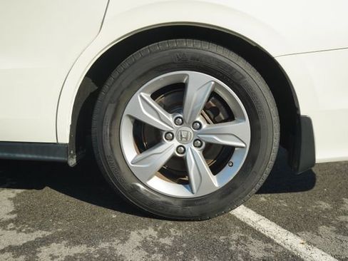 Used 2018 Honda Odyssey EX-L image 38