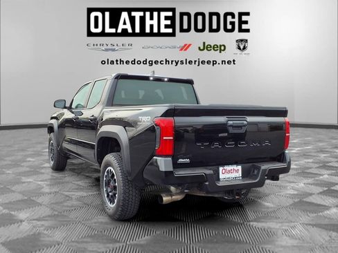 Used 2024 Toyota Tacoma TRD Off-Road image 3
