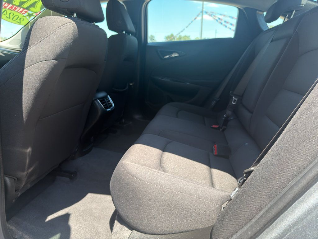 Used 2024 Chevrolet Malibu LT FWD image 10