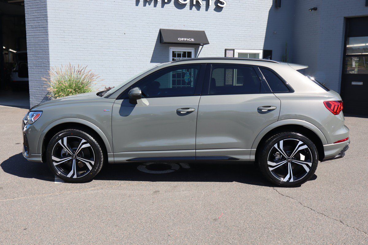 Used 2024 Audi Q3 2.0T Premium Plus AWD/4WD image 9