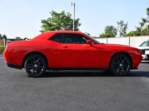 Used 2019 Dodge Challenger SXT w/ Blacktop Package RWD image 8
