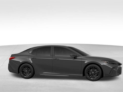 New 2026 Toyota Camry Hybrid FWD image 15