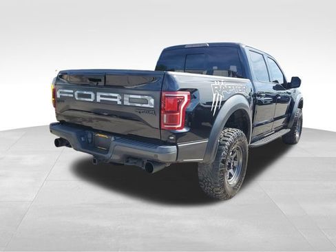 Used 2018 Ford F150 Raptor w/ Equipment Group 802A Luxury AWD/4WD image 4