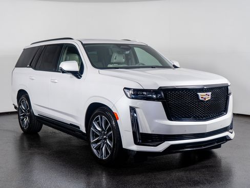 Used 2023 Cadillac Escalade Sport Platinum image 4