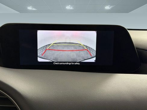 Used 2022 MAZDA MAZDA3 s image 26