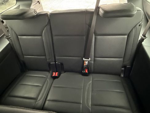 Certified 2025 Chevrolet Suburban Z71 image 22