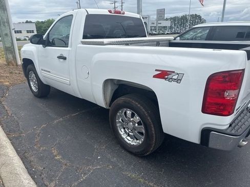 Used 2012 Chevrolet Silverado 1500 LT w/ Interior Plus Package AWD/4WD image 10