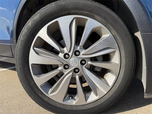 Used 2019 Buick Encore Preferred image 9