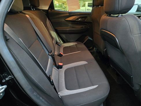 Certified 2023 Chevrolet TrailBlazer LT w/ Convenience Package image 9