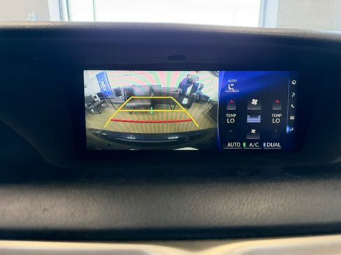 Used 2016 Lexus GS 200t image 43